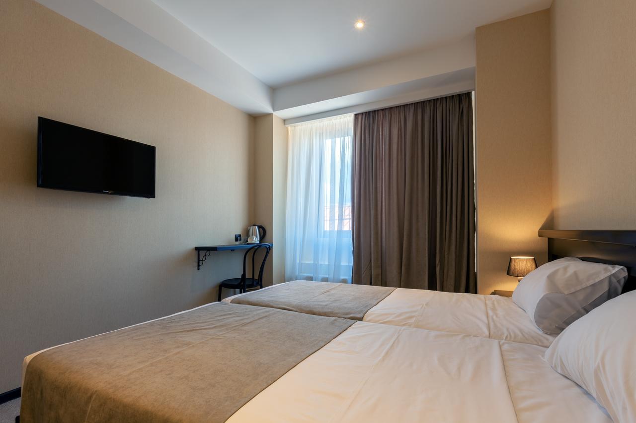 Solomon Otel Kutaisi Dış mekan fotoğraf