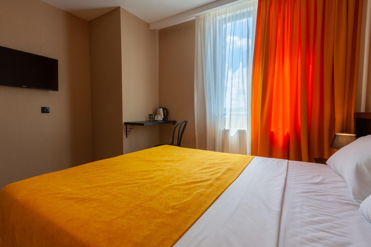 Solomon Otel Kutaisi Dış mekan fotoğraf